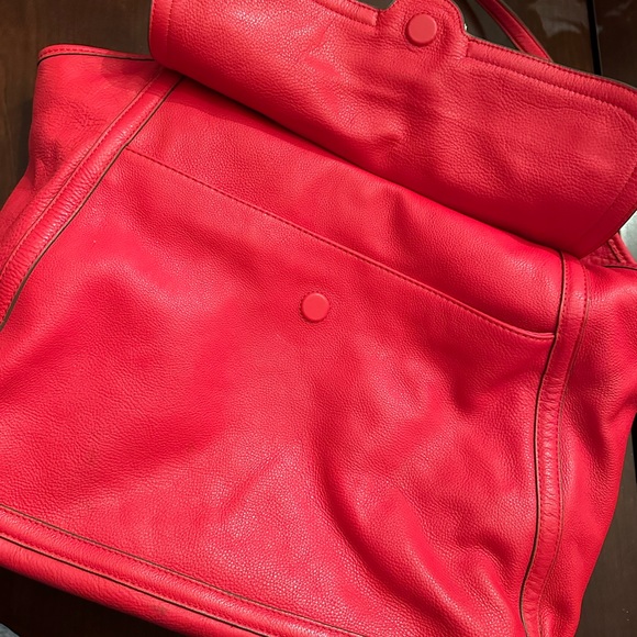 Tory Burch Large Amanda Tote Red - Picture 3 of 8